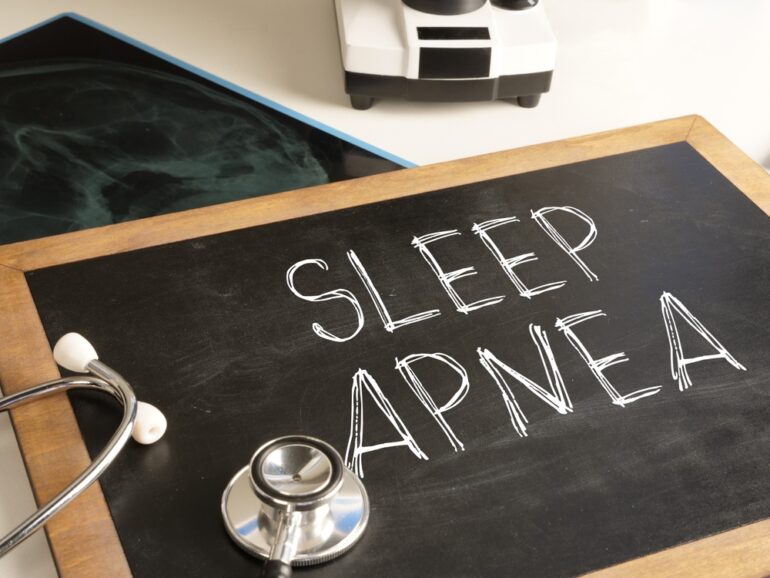 睡眠時無呼吸症候群のセルフチェックと治療法